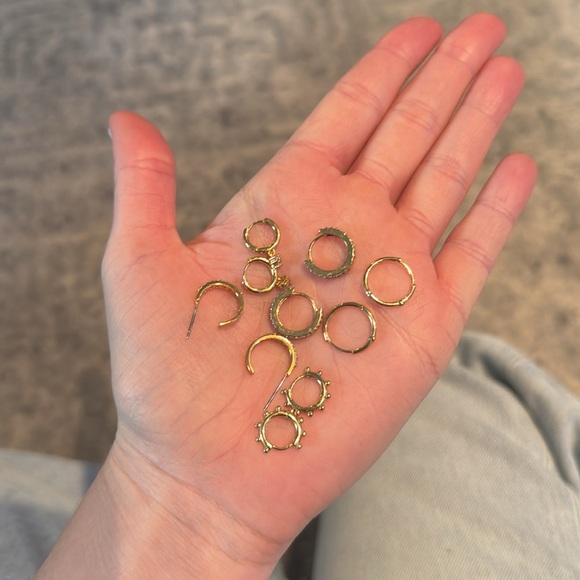 BaubleBar Liza Vermeil Huggie Hoop Earrings Set (5pcs) - Picture 5 of 5